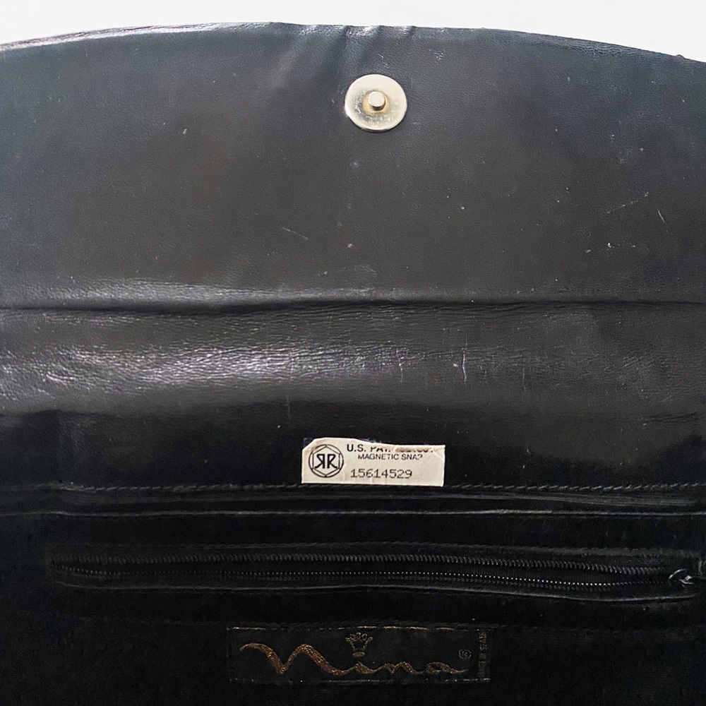 70s vtg black leather snakeskin envelope clutch - crossbody strap - Picture 7 of 11